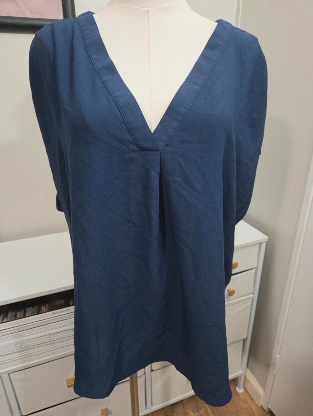 Banana Republic Blue V-Neck Blouse (XL)